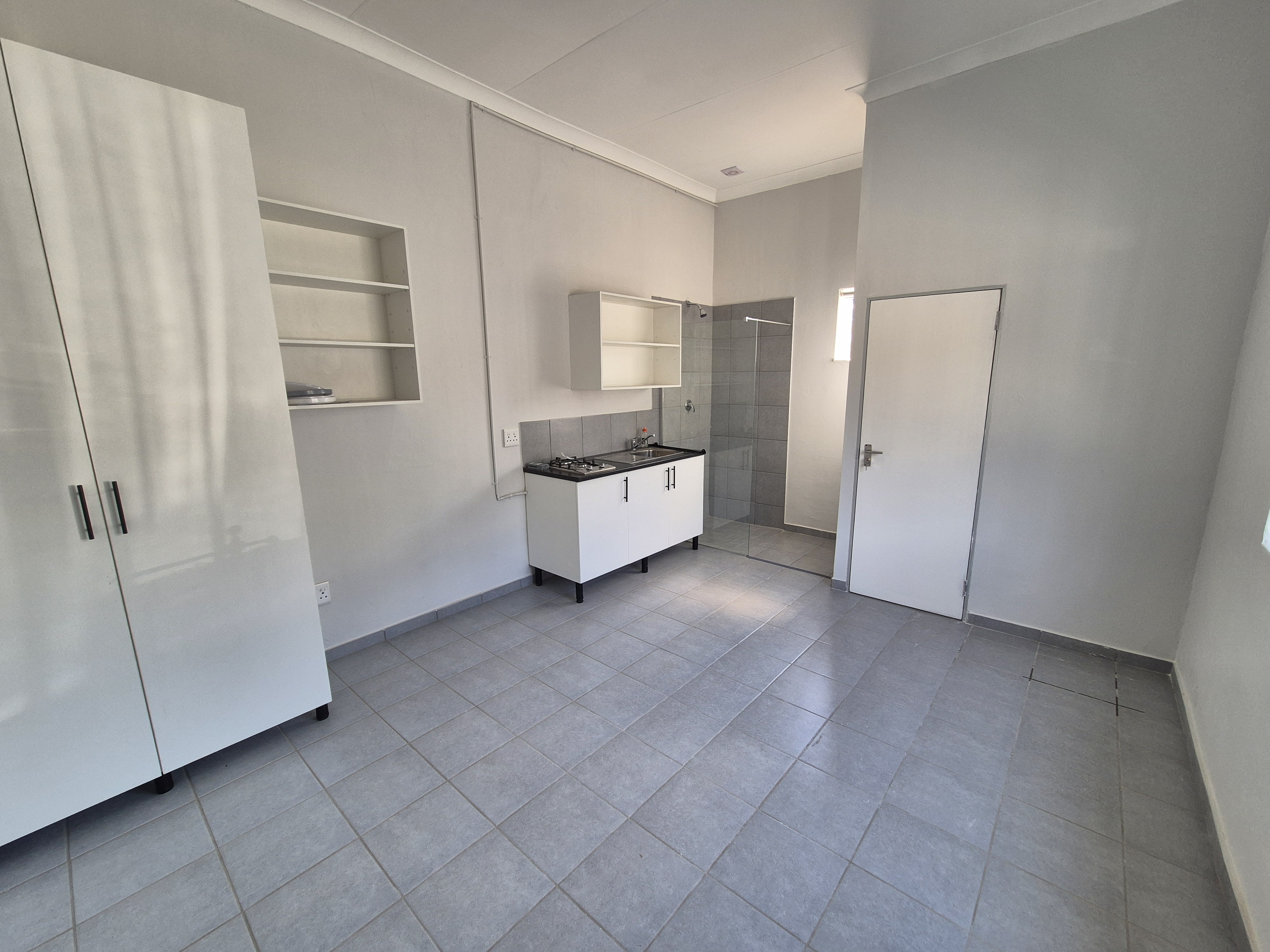 Semi Furnished Unit to rent with own bathroom and kitchenette